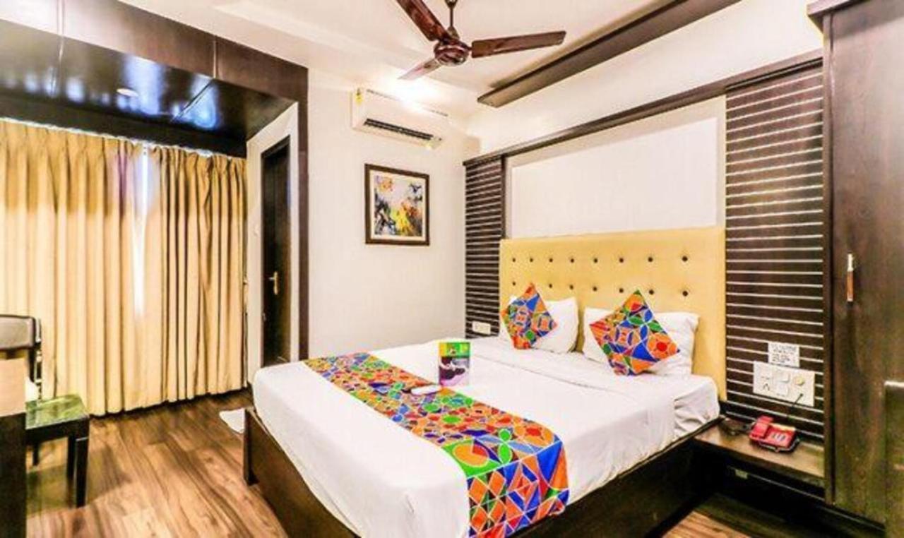 OYO 13105 Hotel Blue Diamond Turambhe Exterior foto