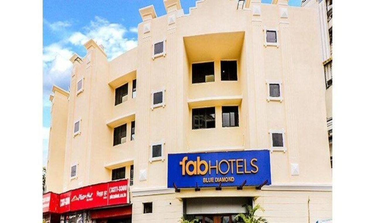 OYO 13105 Hotel Blue Diamond Turambhe Exterior foto