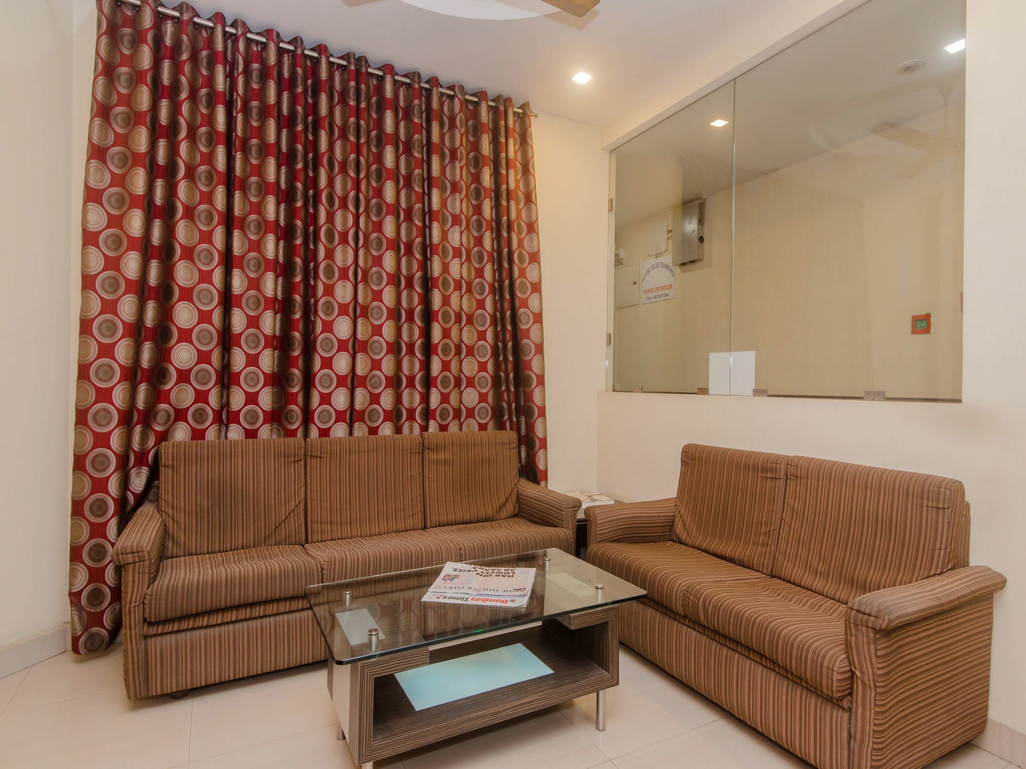 OYO 13105 Hotel Blue Diamond Turambhe Exterior foto